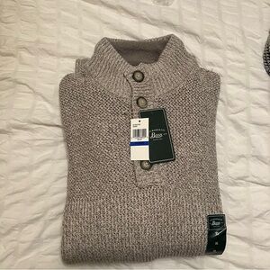 NWT Bass Button Sweater